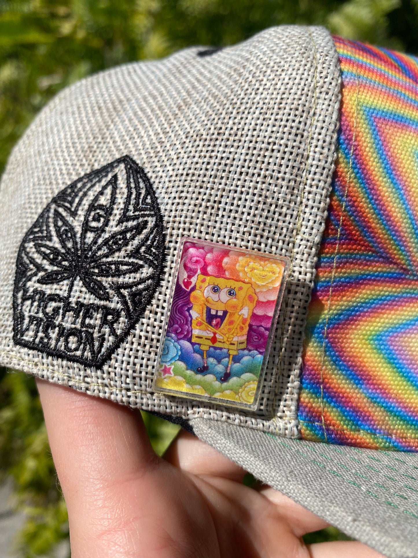 Trippy Bob Pin